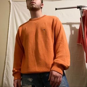 TOMMY HILFIGER crewneck sweater (used)